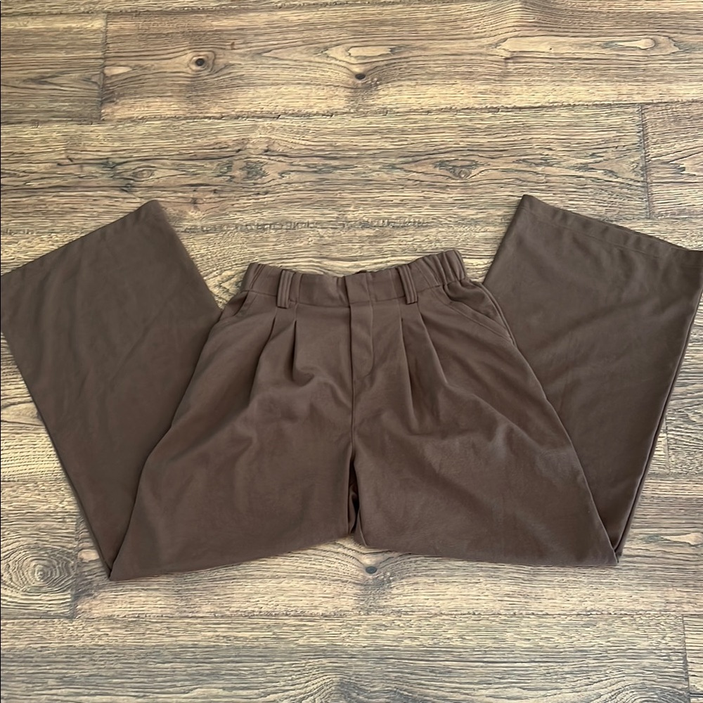 HALARA Brown Dress Pants with Pleated Front